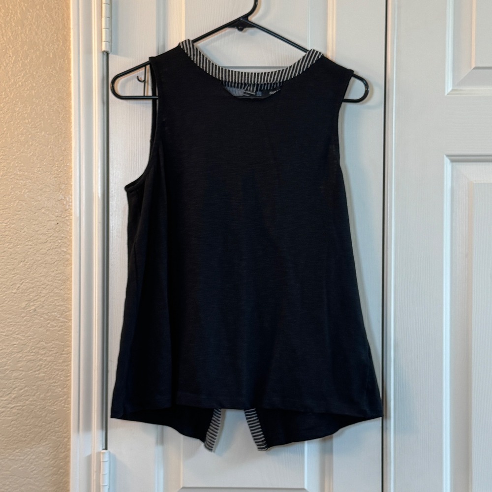 Doe & Rae Sleeveless Black Top, Keyhole Front, Stripe Accent, Back Criss Cross M
